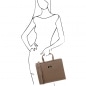 Preview: Saffiano-Leder Aktentasche Palermo Outfit Preview: Saffiano-Leder Aktentasche Palermo Outfit