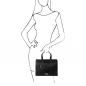 Preview: Handtasche aus Leder_schwarz-Outfit_TL142079 Preview: Handtasche aus Leder_schwarz-Outfit_TL142079
