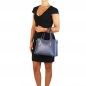 Mobile Preview: Leder-Handtasche_Olimpia_TL141521-Outfit