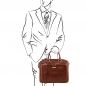 Mobile Preview: Tuscany Leather Laptop Aktentasche Pisa Outfit