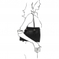 Mobile Preview: TL Bag Leder-Schultertasche schwarz Outfit
