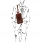 Preview: Leder Brusttasche Martin Outfit Preview: Leder Brusttasche Martin Outfit