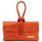 Mobile Preview: Tuscany Leather Clutch Metallic-Leder brandy