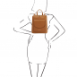 Preview: Tuscany Leather Damen-Rucksack klein Outfit Preview: Tuscany Leather Damen-Rucksack klein Outfit
