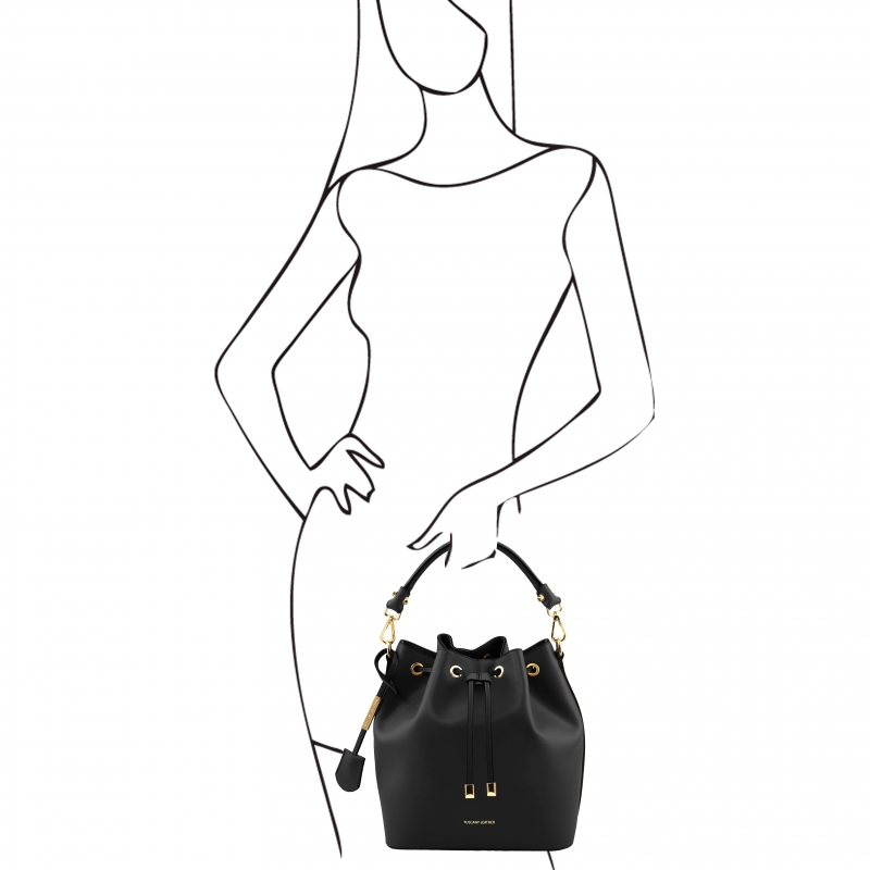 Beuteltasche Vittoria schwarz outfit Beuteltasche Vittoria schwarz outfit