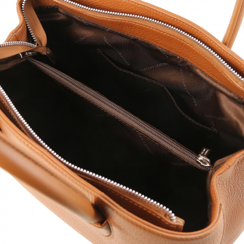 Leder-Handtasche Camelia interieur-1 Leder-Handtasche Camelia interieur-1