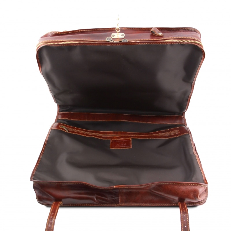 Leder Kleidersack Papeete aufgeklappt Leder Kleidersack Papeete aufgeklappt