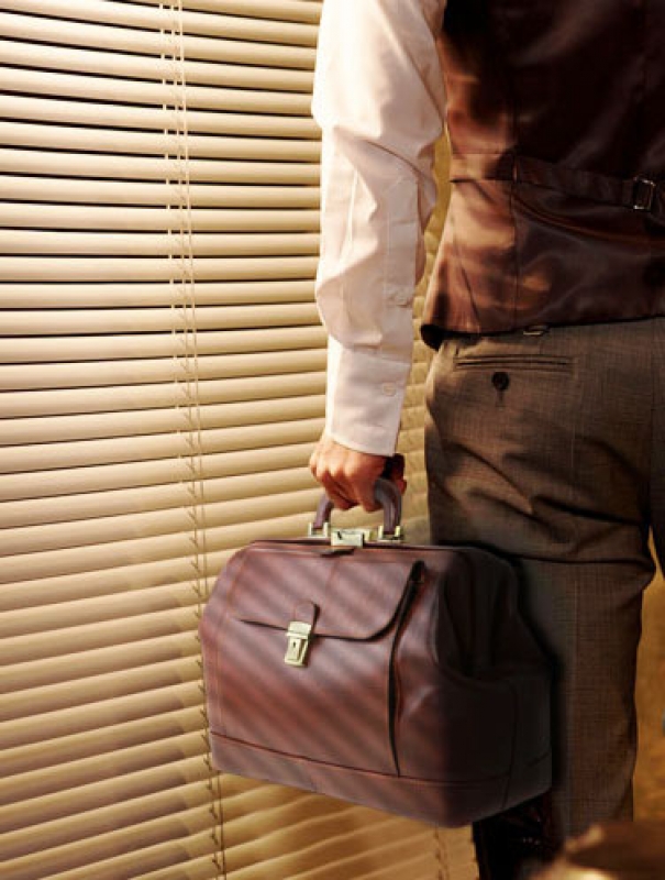 Leder-Doktortasche Leonardo Outfit Leder-Doktortasche Leonardo Outfit
